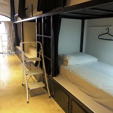בנגקוק Seek Sleep Hostel מראה חיצוני תמונה